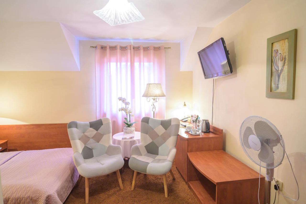 Centrum Ulan Spa ビトゥフ エクステリア 写真