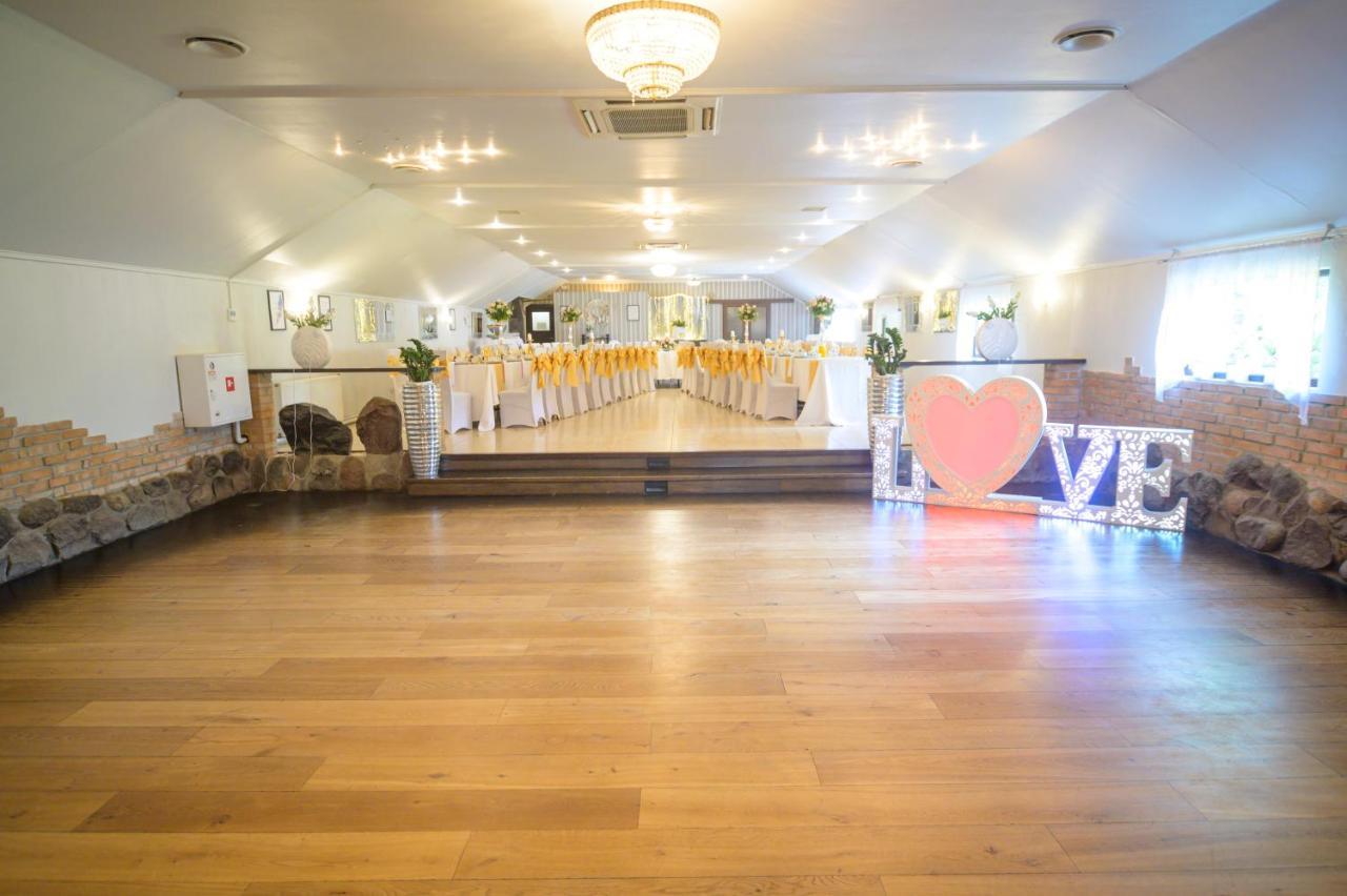 Centrum Ulan Spa ビトゥフ エクステリア 写真