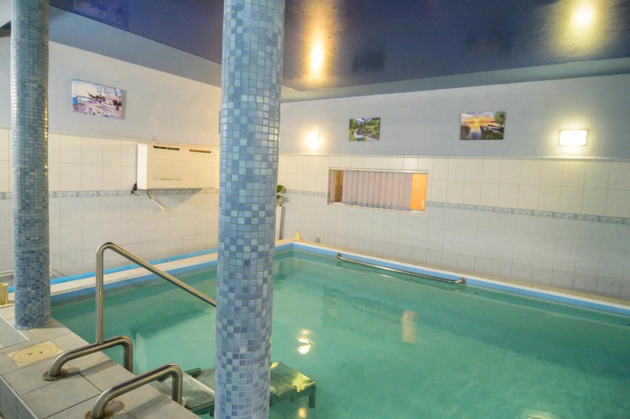 Centrum Ulan Spa ビトゥフ エクステリア 写真