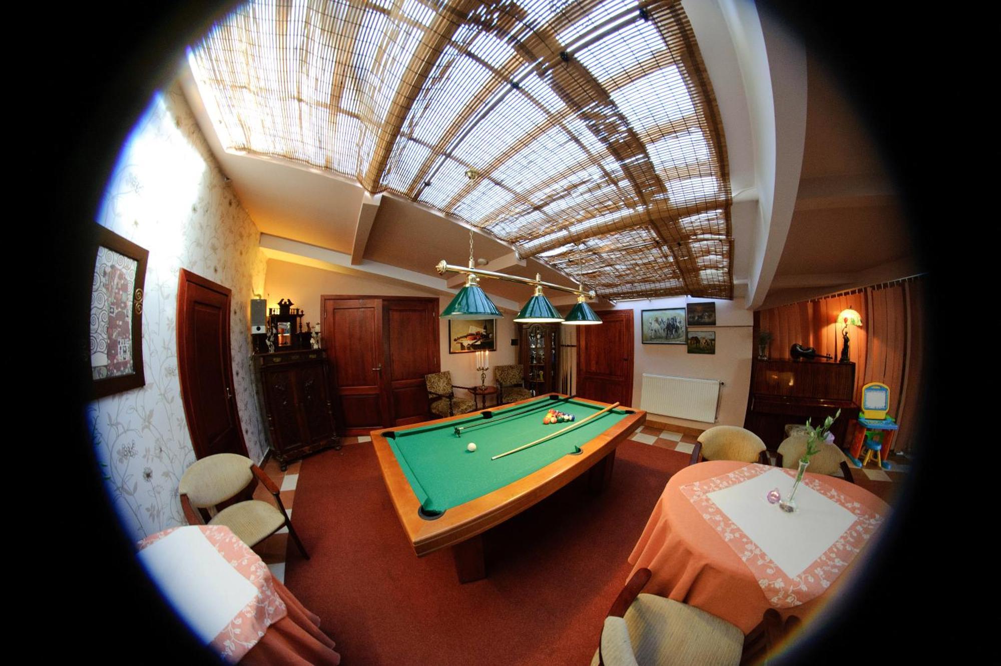 Centrum Ulan Spa ビトゥフ エクステリア 写真