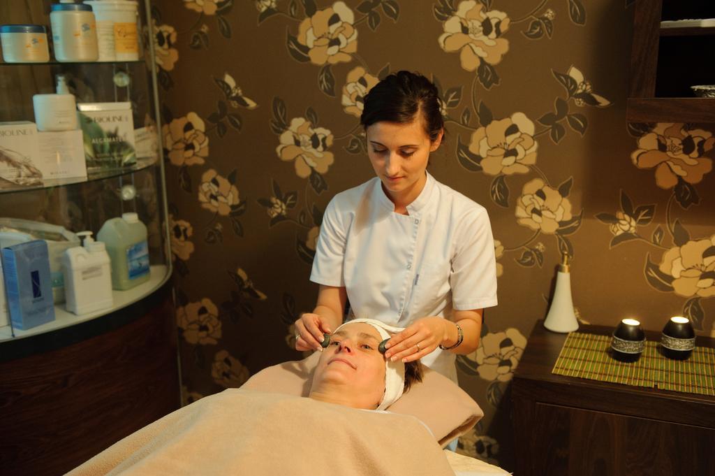 Centrum Ulan Spa ビトゥフ エクステリア 写真